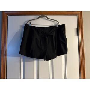 Avia shorts size XXXL very similar to the Lulu Speed Up shorts.